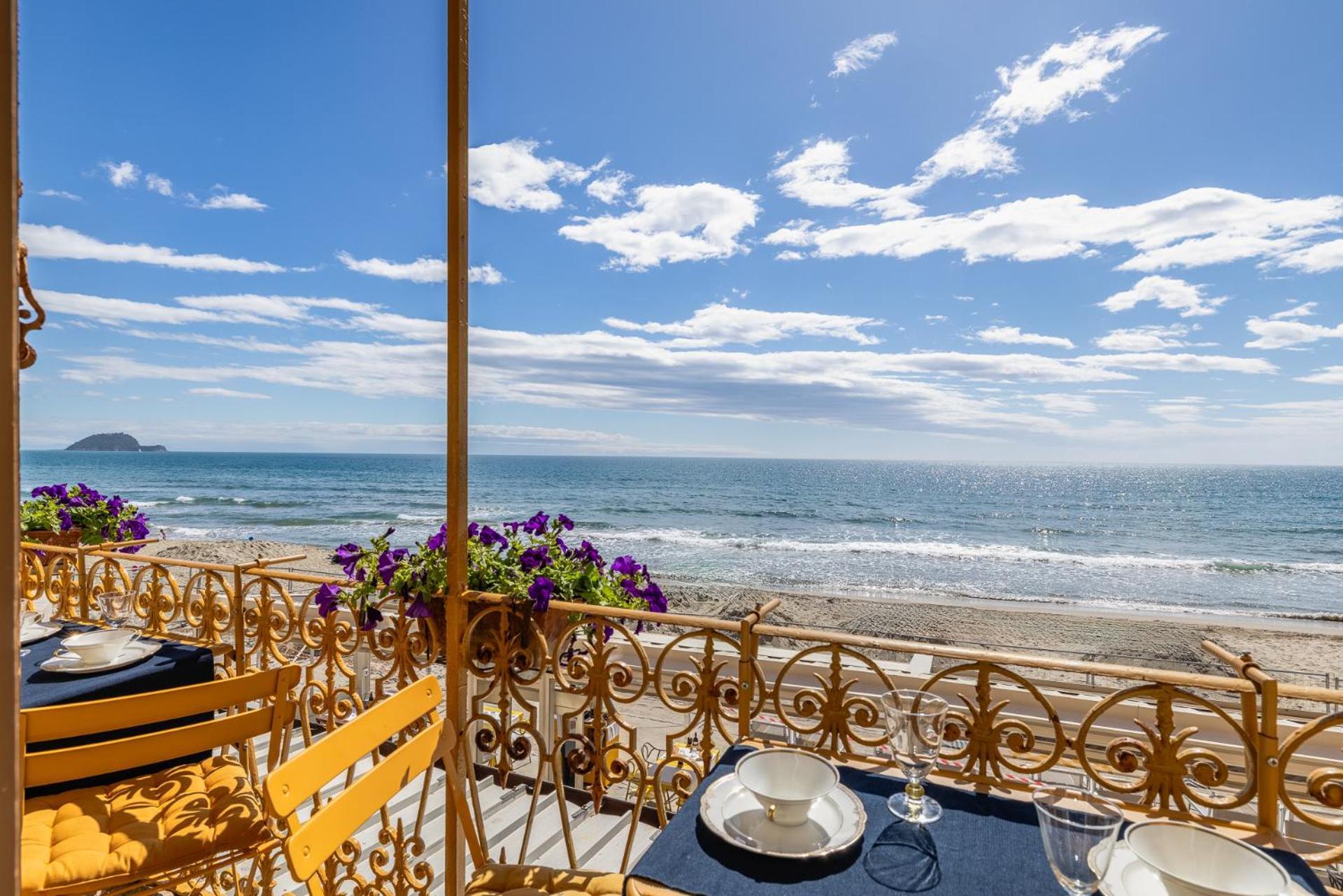 Casa D'Artista B&B Di Charme Alassio Ngoại thất bức ảnh